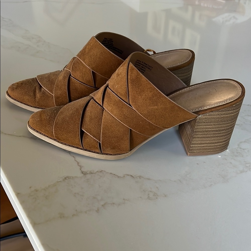 LC Lauren Conrad Brown Mules with Crisscross Stitching - Picture 2 of 3